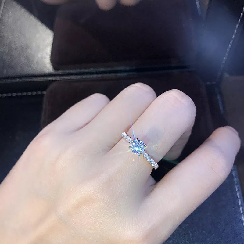 Women's - Ladies Crystal Zircon Ring in Size 10